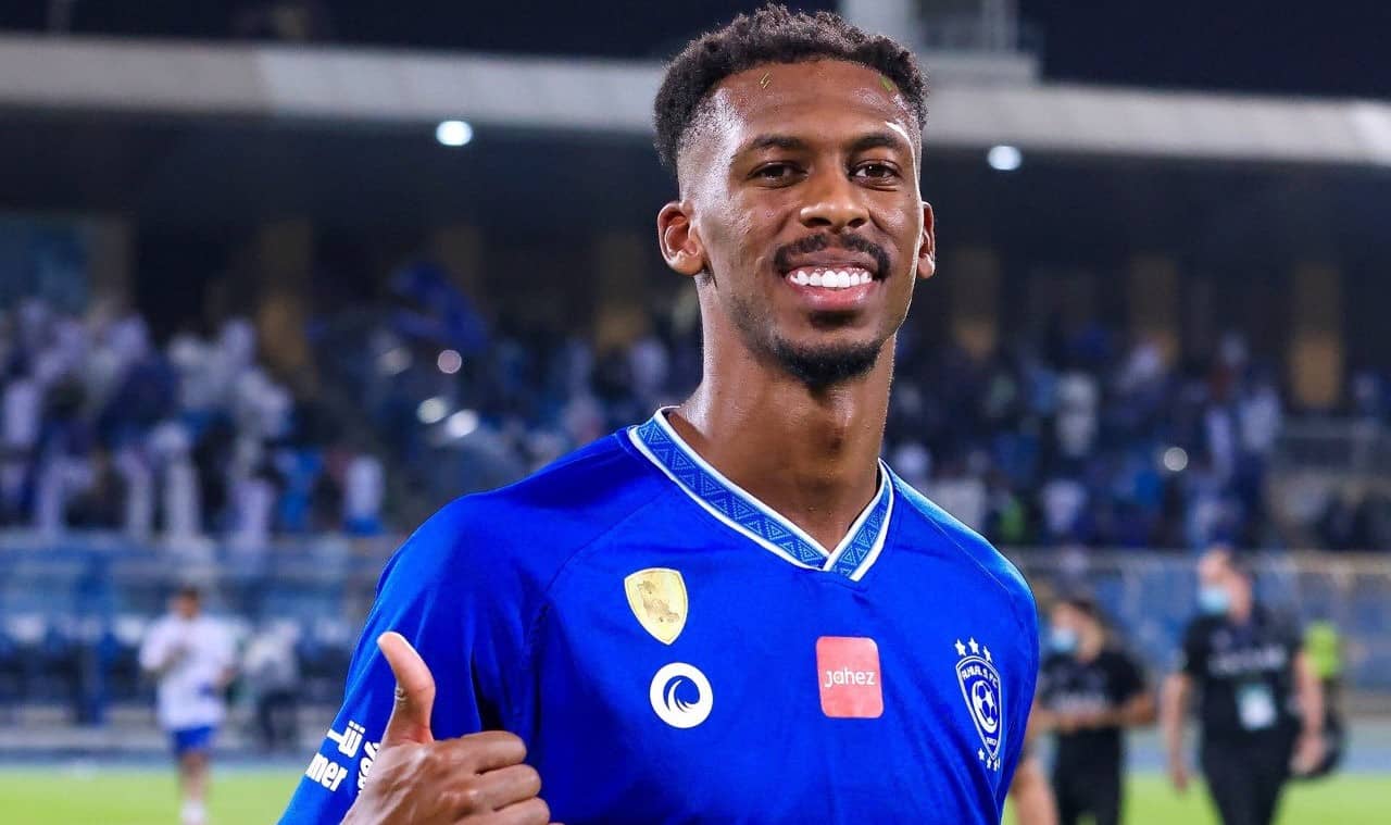 بسبب قضية محمد كنو.. عقوبات منتظرة على مسؤولين بنادي الهلال | AS Goal